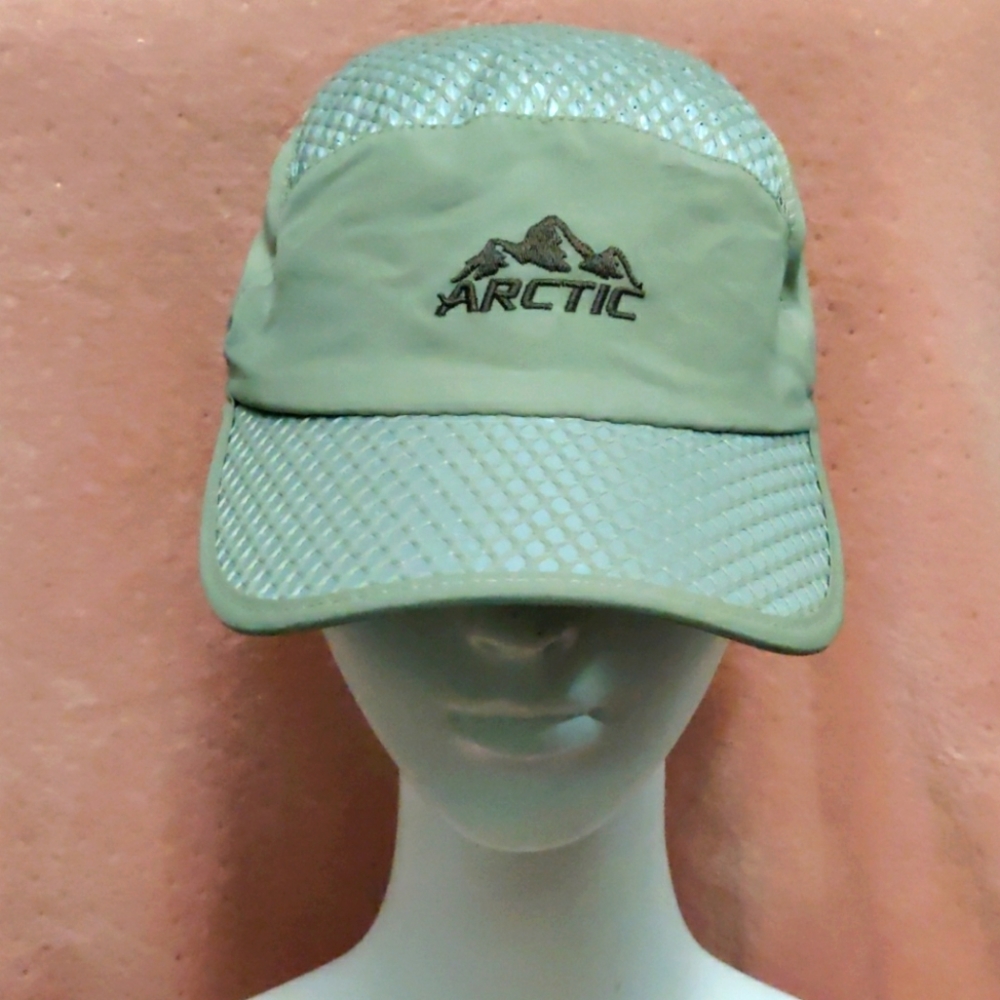 Arctic cap/hat adjustable